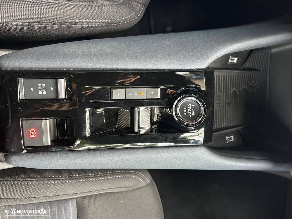 Alfa Romeo Junior 1.2 eDCT6 - 15