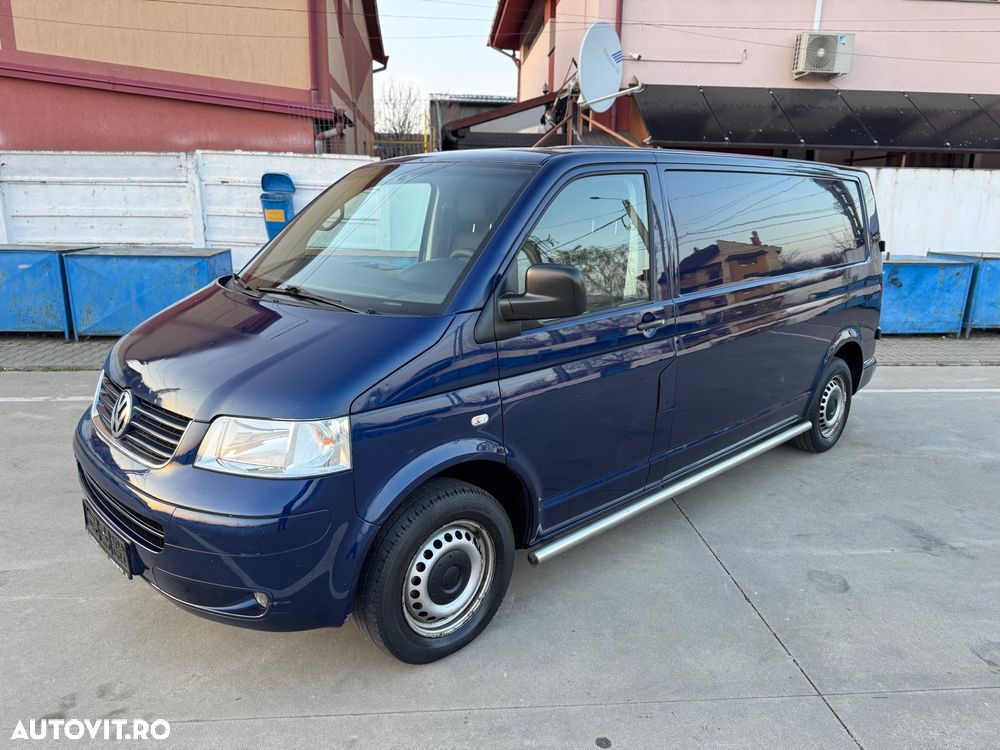Volkswagen Transporter Shuttle Lang - 11