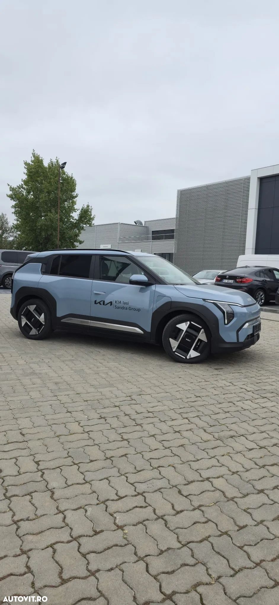 Kia EV3 81.4 kWh 4x2 AT Earth 2 - 1
