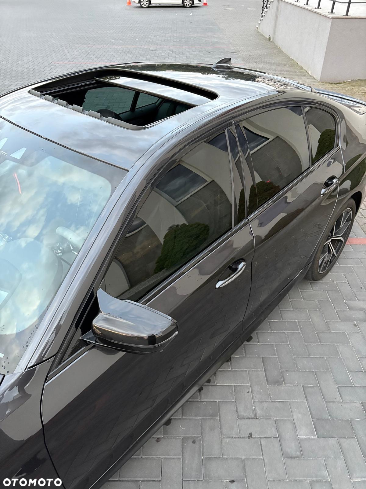 BMW Seria 5 520d - 19