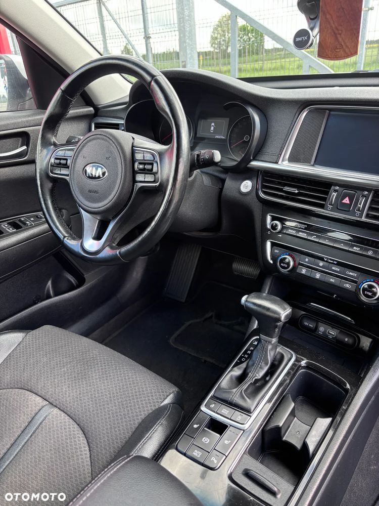 Kia Optima 1.7 CRDI L DCT - 24