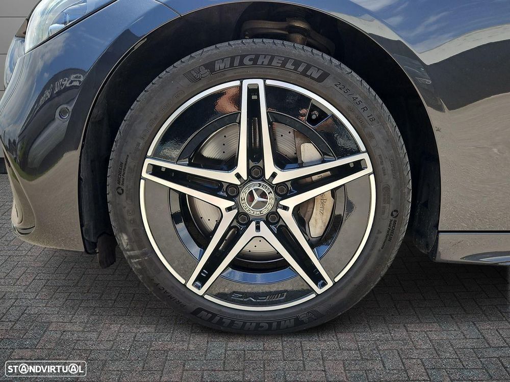 Mercedes-Benz C 300 de AMG Line - 10