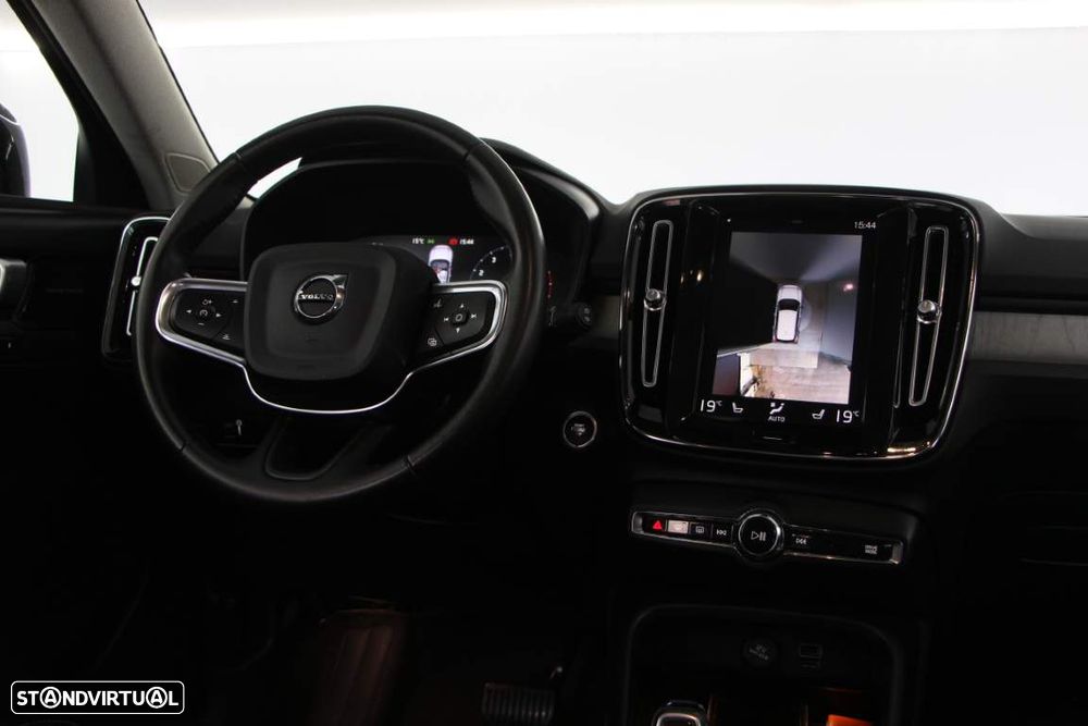 Volvo XC 40 2.0 B4 Inscription - 2