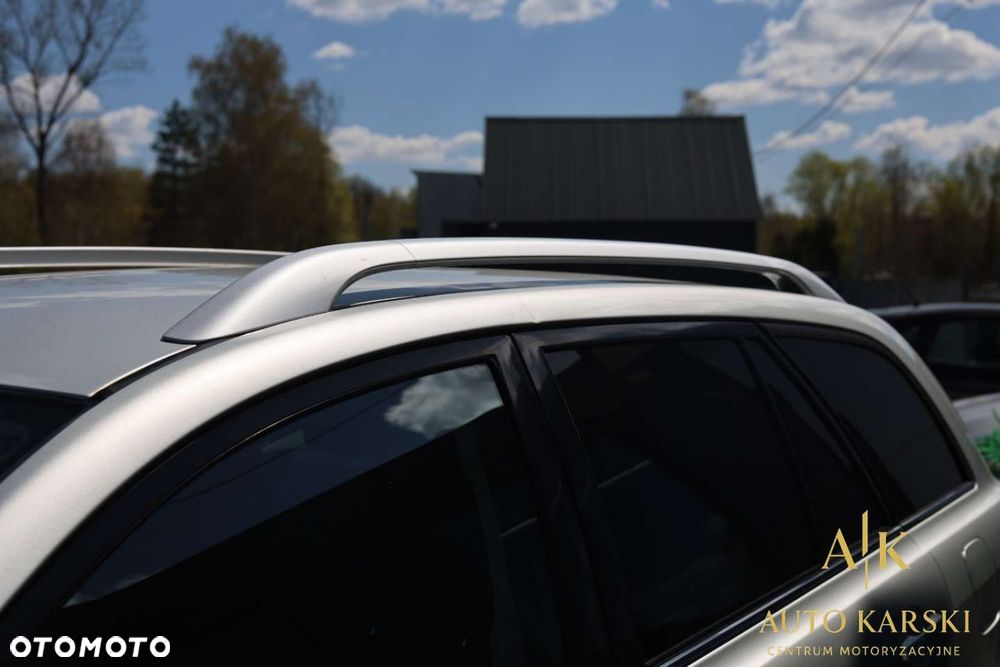 Toyota Avensis - 10