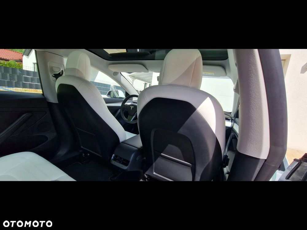 Tesla Model 3 Performance AWD - 25