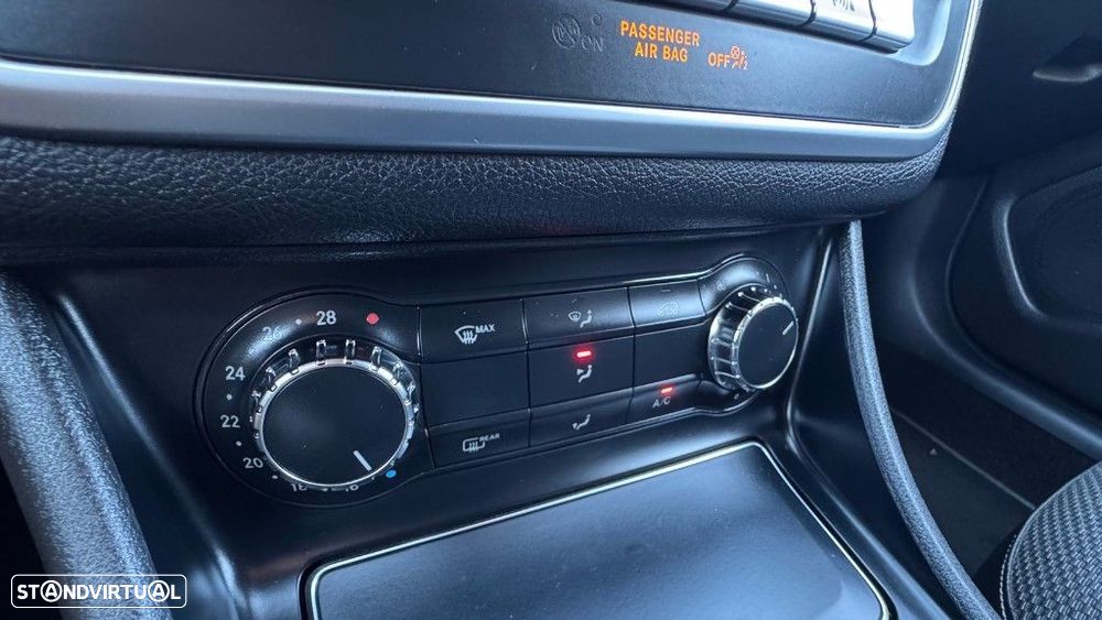 Mercedes-Benz CLA 180 d Shooting Brake Urban Aut. - 15