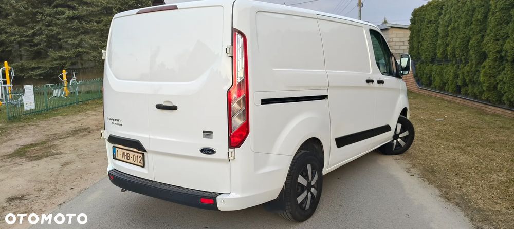 Ford TRANSIT CUSTOM 130KM L1H1 - 19