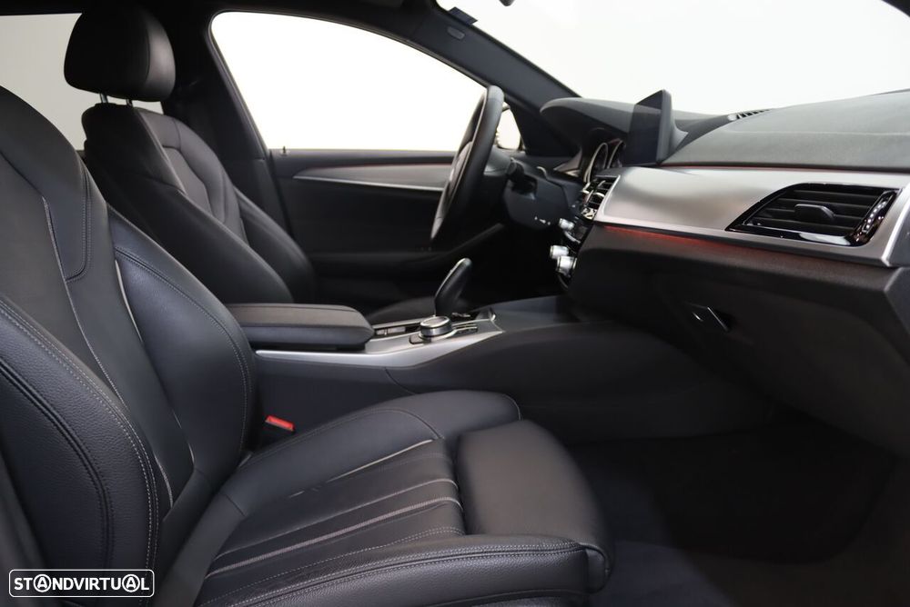 BMW 520 d Pack M Auto - 8