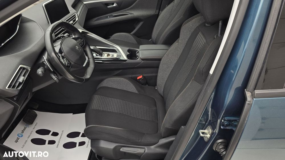 Peugeot 5008 - 13