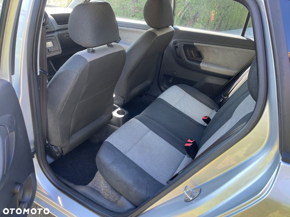 Skoda Fabia 1.2 HTP Classic - 11