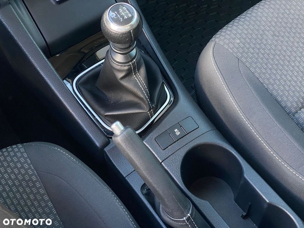 Toyota Corolla - 21