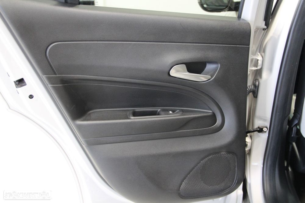 Fiat 600 1.2 Hybrid La Prima - 26