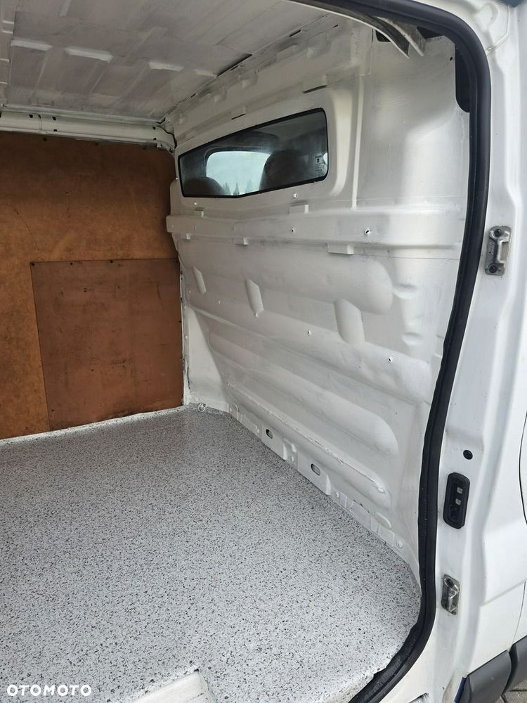 Renault Trafic - 20