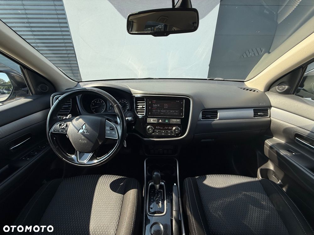 Mitsubishi Outlander 2.0 2WD CVT Active - 8