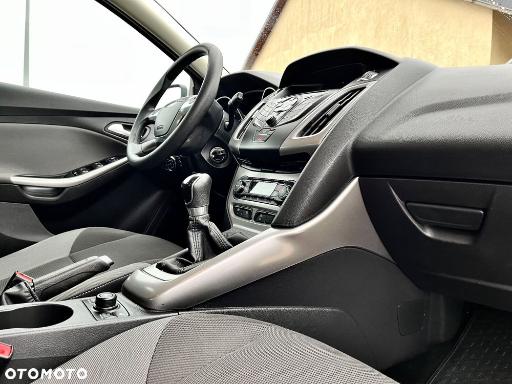 Ford Focus 1.0 EcoBoost STart-Stopp-System TITANIUM - 15