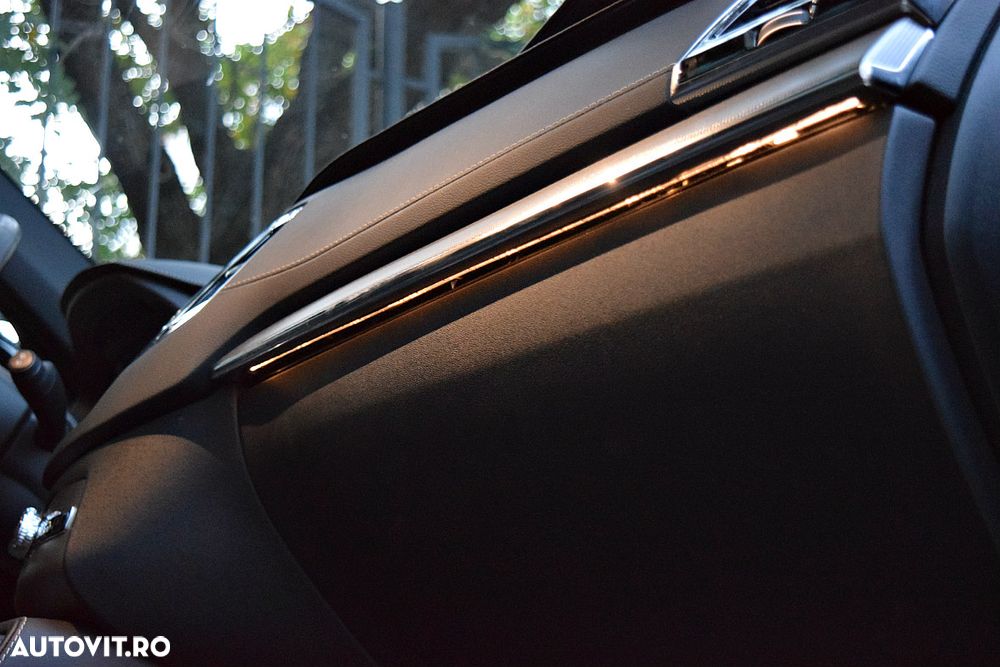 Volvo XC 90 B5 D AWD Plus Dark - 29