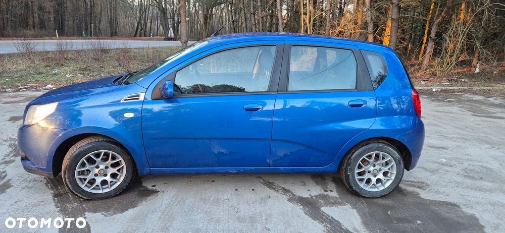 Chevrolet Aveo 1.2 16V Base - 3