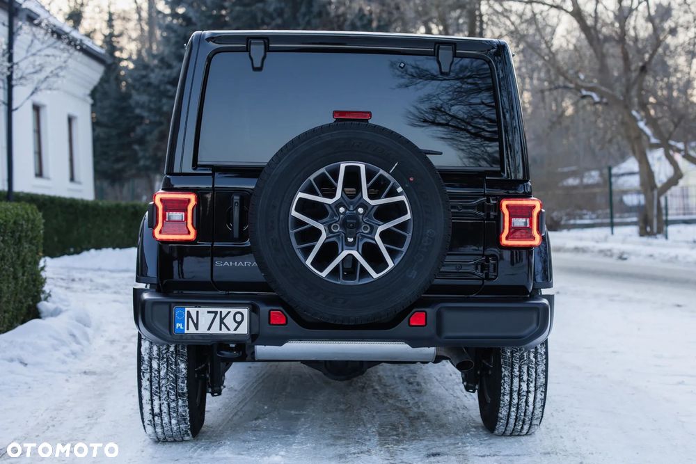 Jeep Wrangler Unlimited GME 2.0 Turbo Sahara - 4