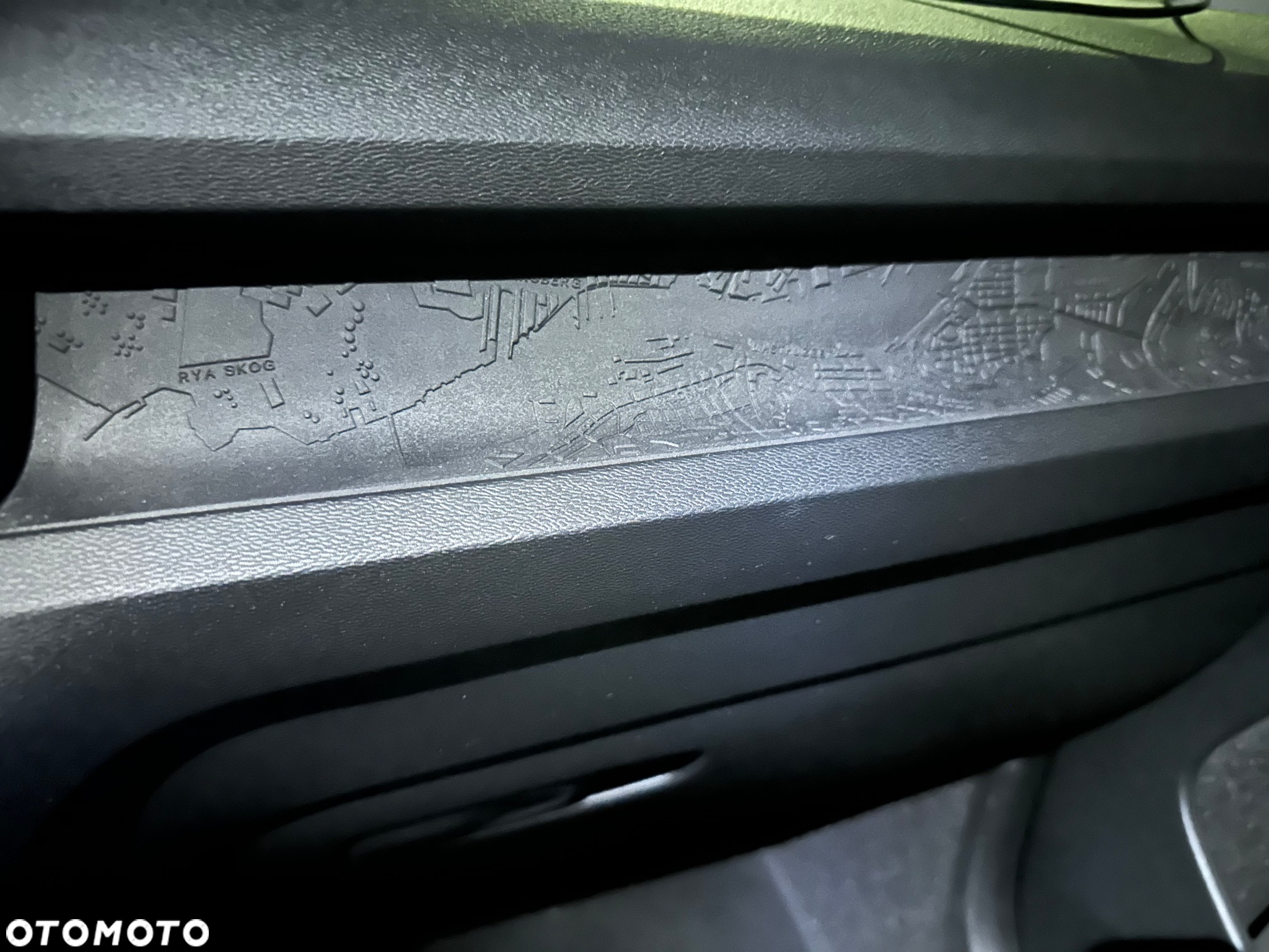 Volvo XC 40 T3 Momentum - 16