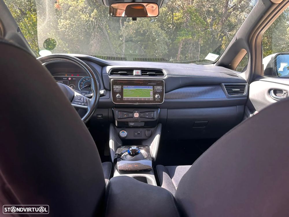 Nissan Leaf 40 kWh Acenta - 34