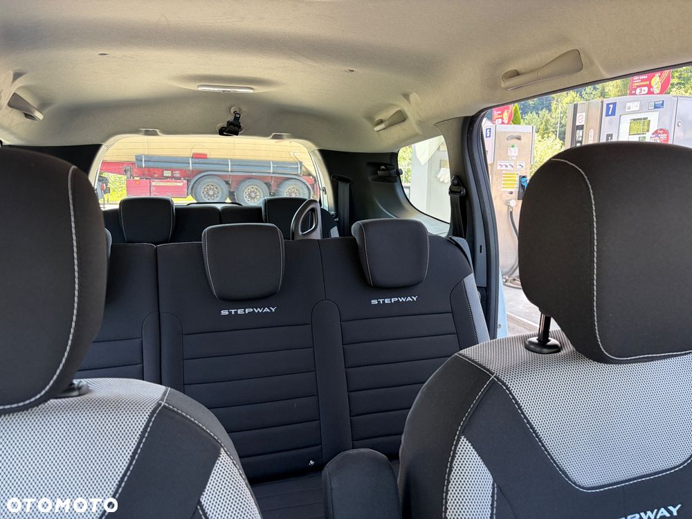 Dacia Lodgy 1.6 SCe Stepway S&S - 14