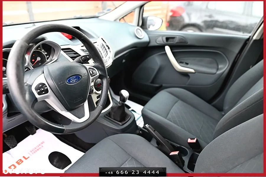 Ford Fiesta 1.4 Champions Edition - 17