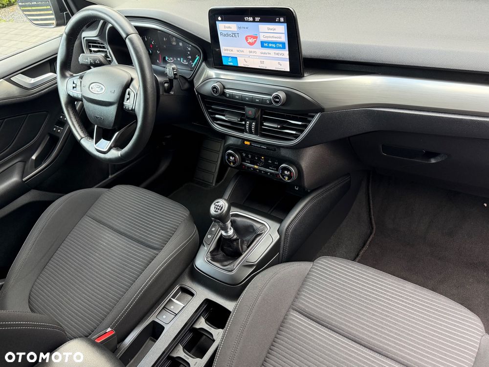 Ford Focus 1.5 EcoBlue Start-Stopp-System TITANIUM DESIGN - 20