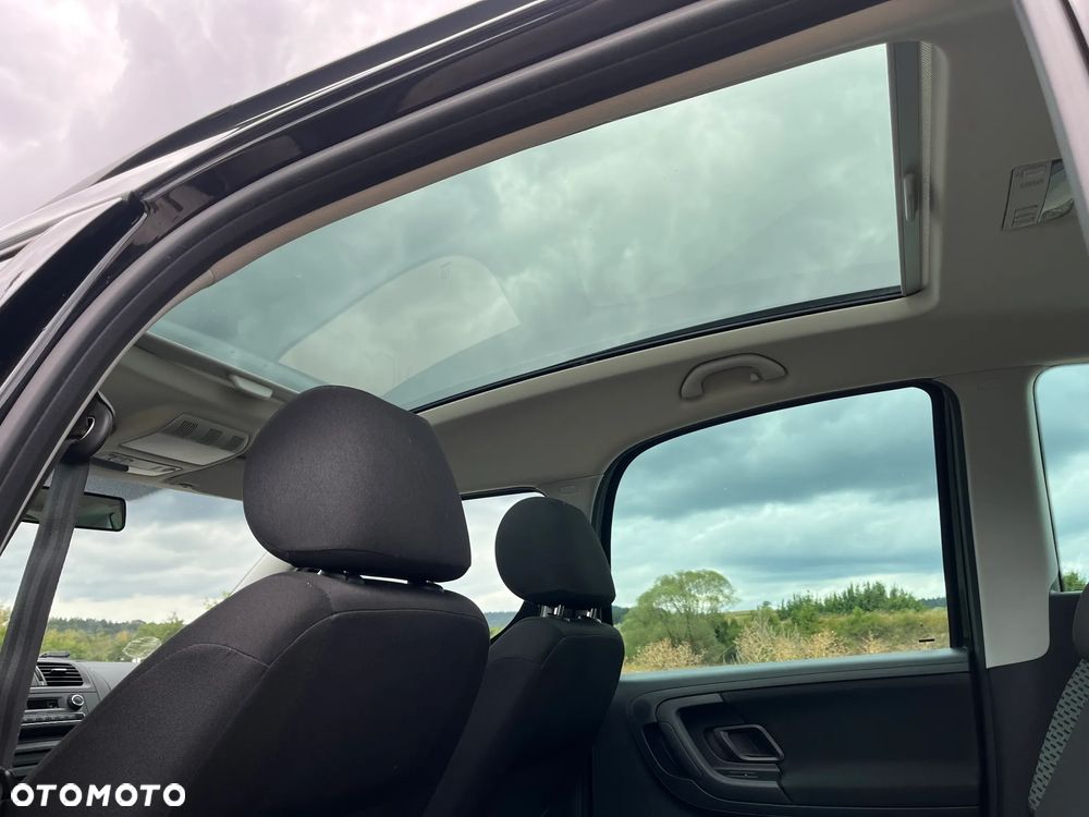 Skoda Roomster 1.2 TSI Elegance PLUS EDITION - 12