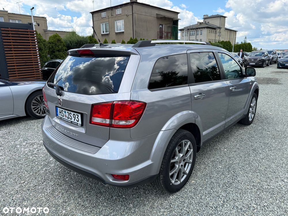 Fiat Freemont 2.0 Multijet 16V DPF Automatik Allrad Lounge - 19