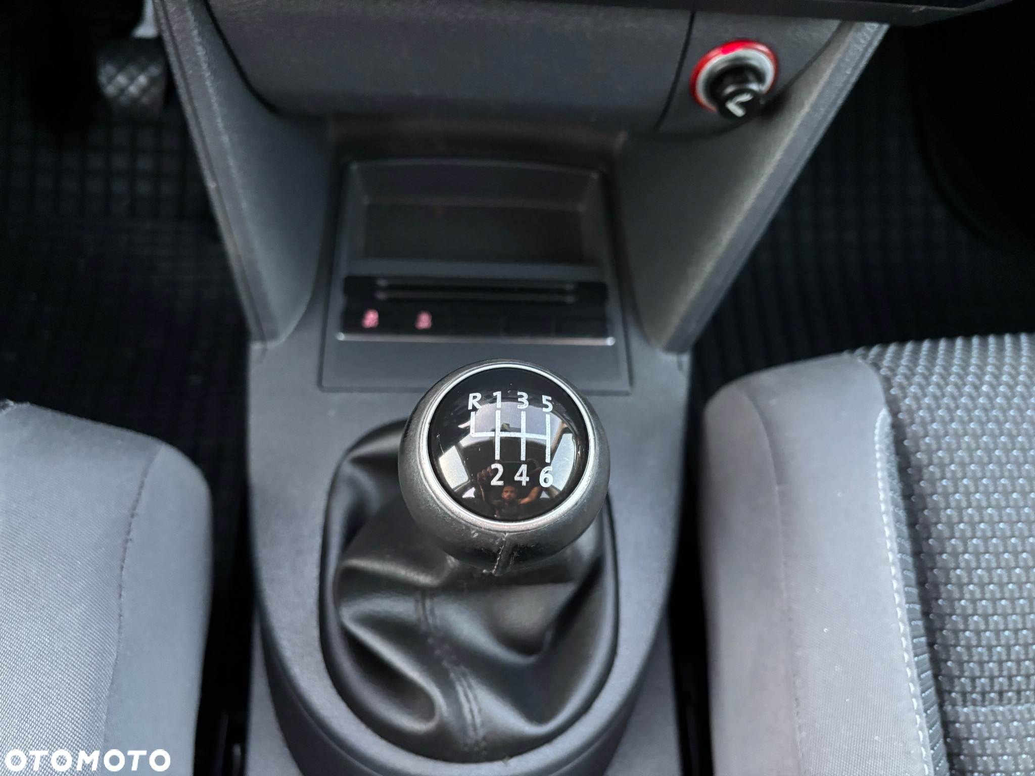Volkswagen Touran - 14