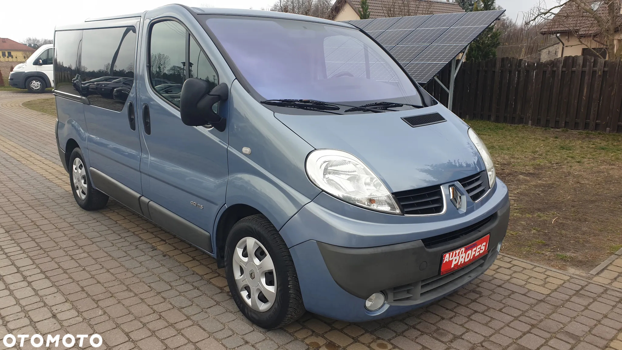 Renault Trafic - 8