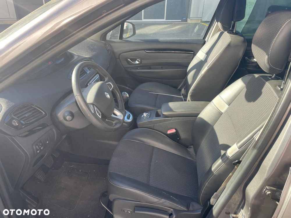 Renault Scenic - 8