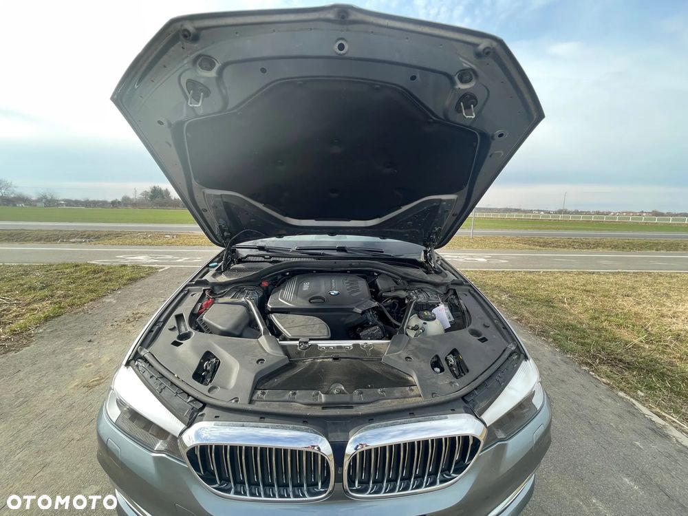 BMW Seria 5 520d Luxury Line - 24