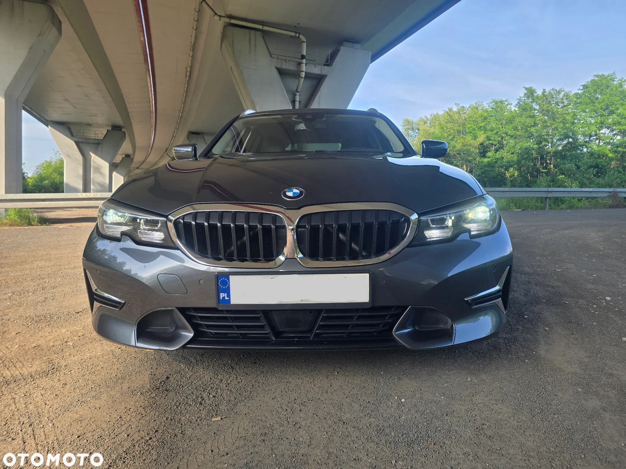 BMW Seria 3 320d Luxury Line sport - 24