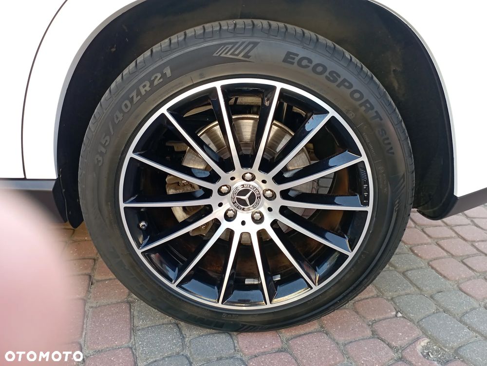 Mercedes-Benz GLE - 31