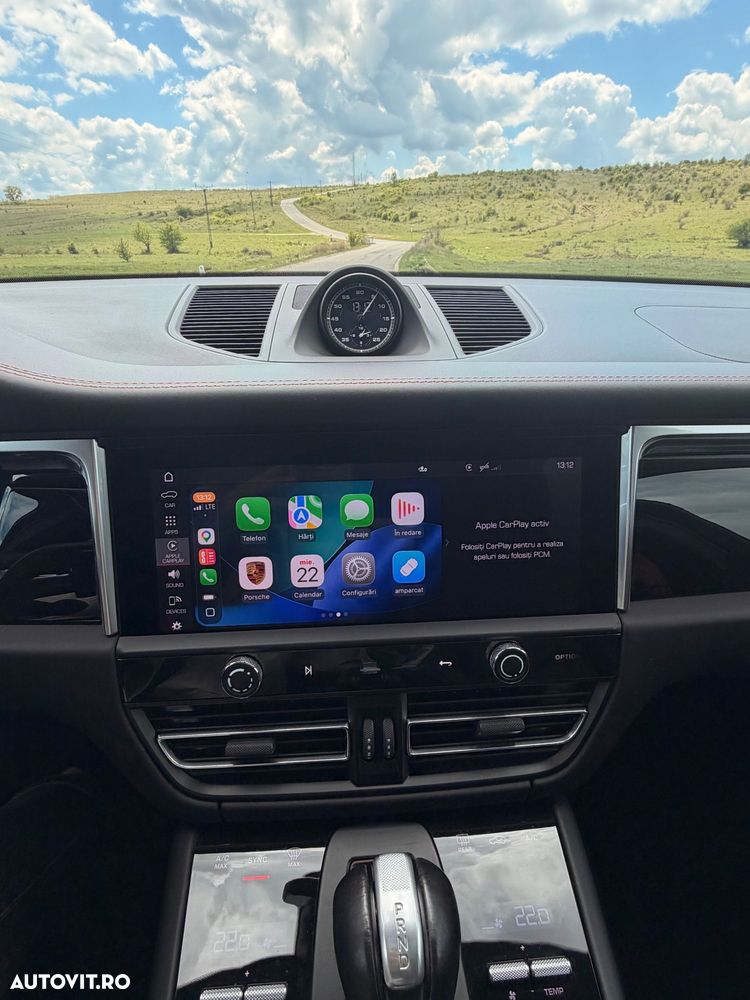 Porsche Macan T - 29