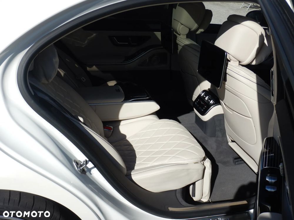 Mercedes-Benz Klasa S 400 d 4-Matic L AMG Line 9G-TRONIC - 17