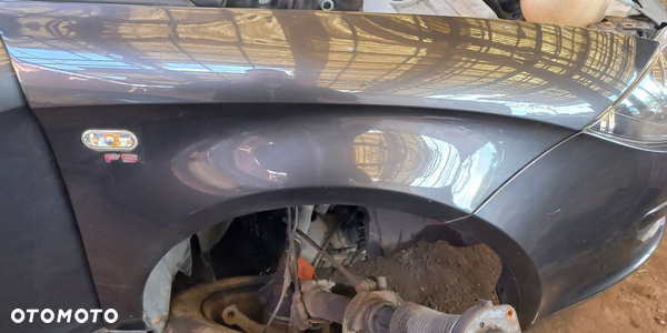 BŁOTNIK PRZEDNI PRAWY SEAT TOLEDO III LS9N