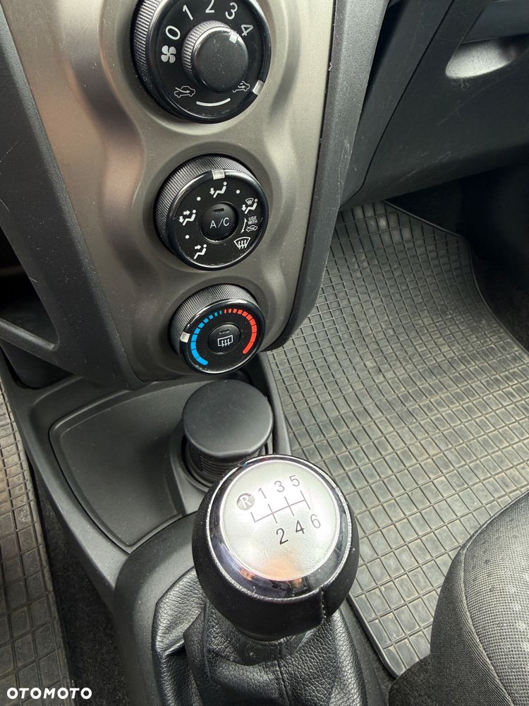 Toyota Yaris 1.33 Luna - 15