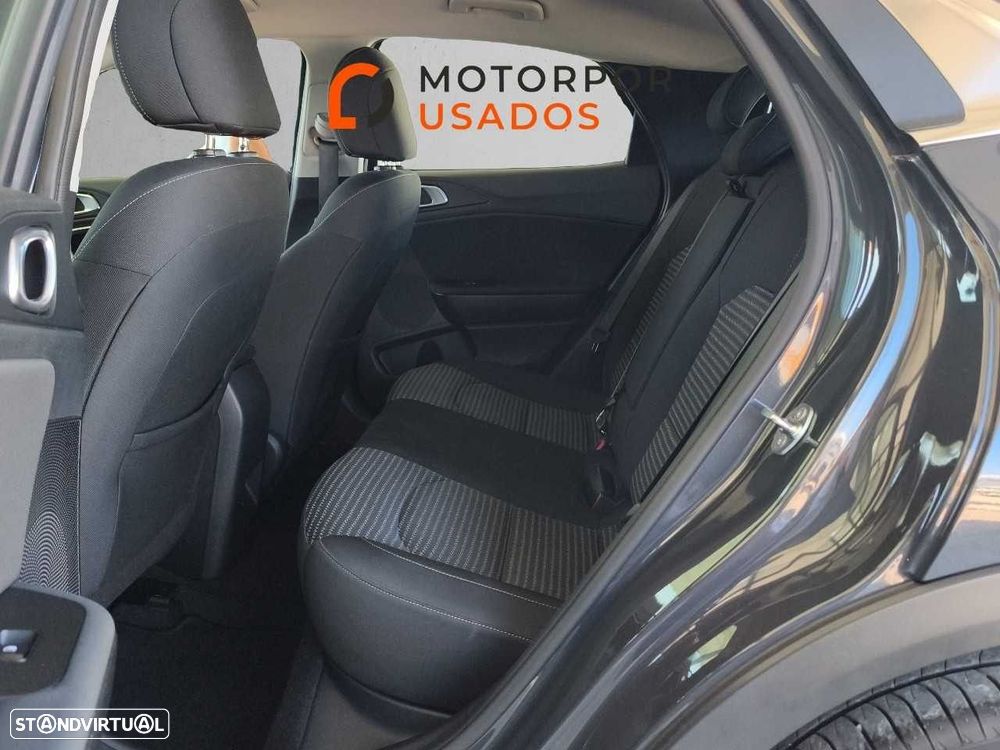 Kia XCeed 1.0 T-GDI Dynamic - 10