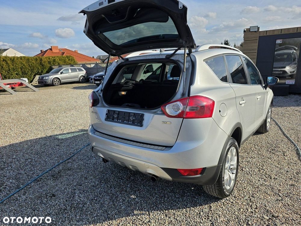 Ford Kuga 2.0 TDCi Titanium - 8