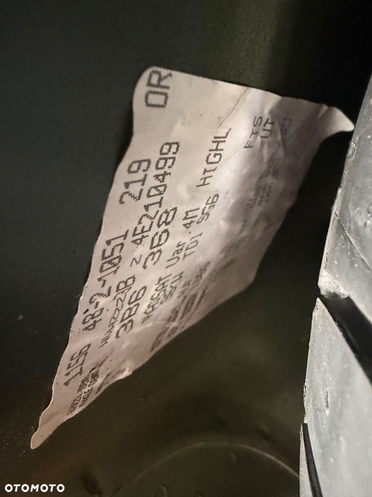 Volkswagen Passat 1.9 TDI 4Motion Highline - 11