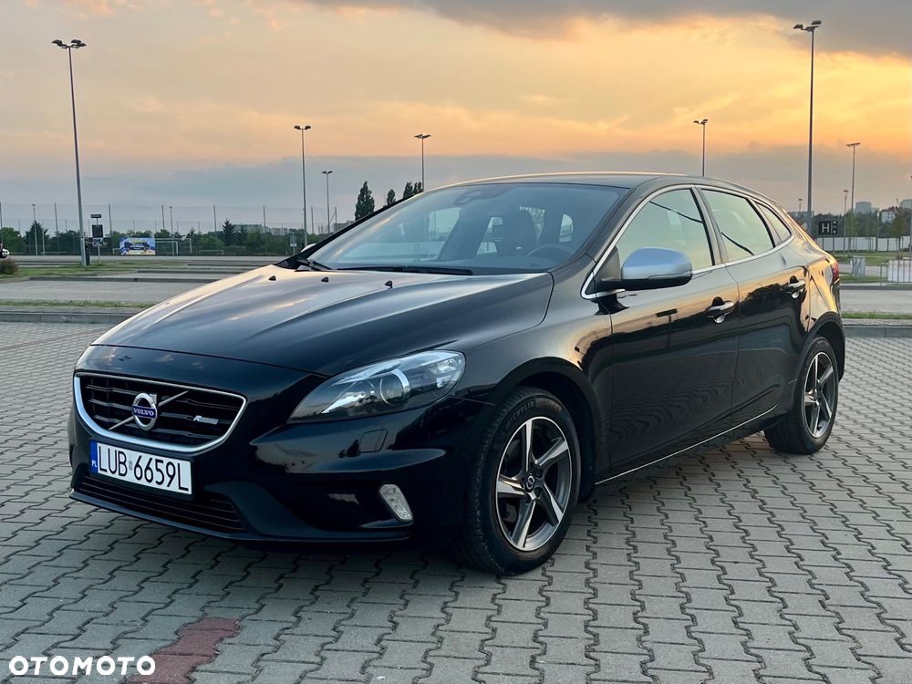 Volvo V40 D2 Drive-E Inscription - 1