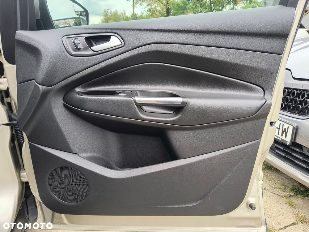 Ford Escape - 13