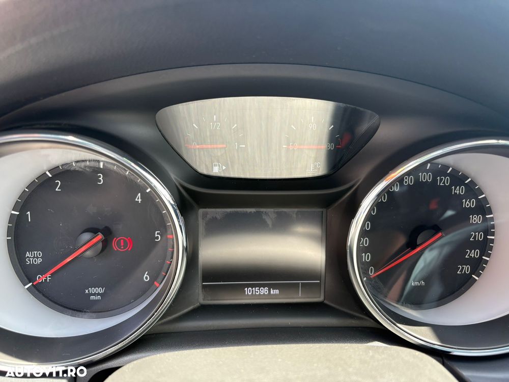 Opel Astra 1.5 Start/Stop 2020 - 10