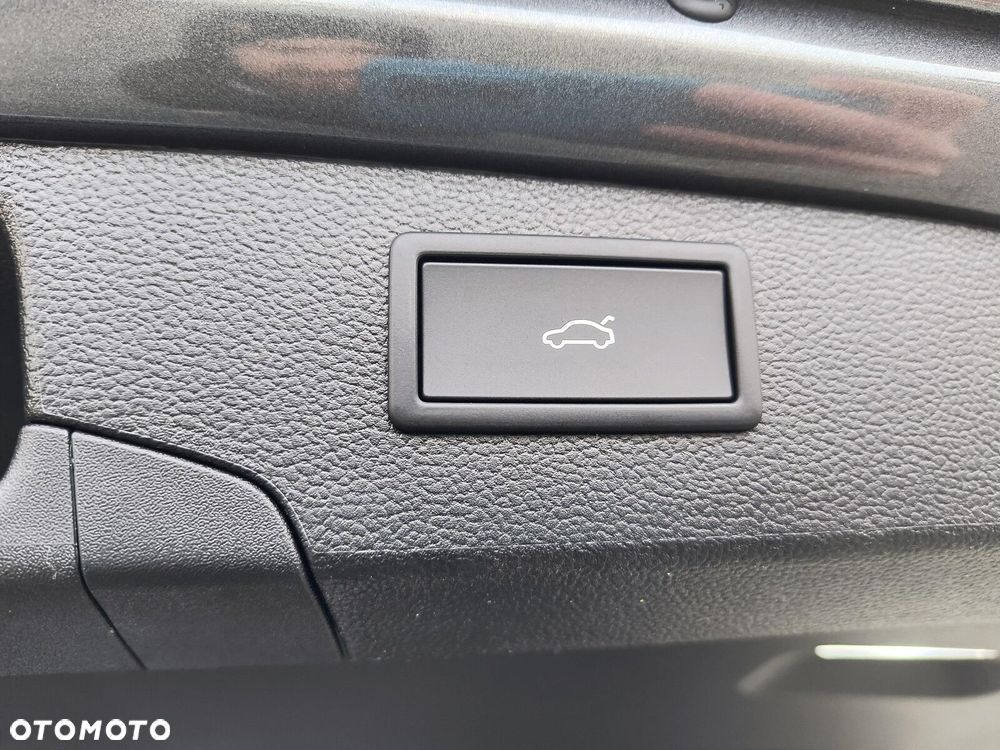 Skoda Superb 2.0 TSI L&K DSG - 21