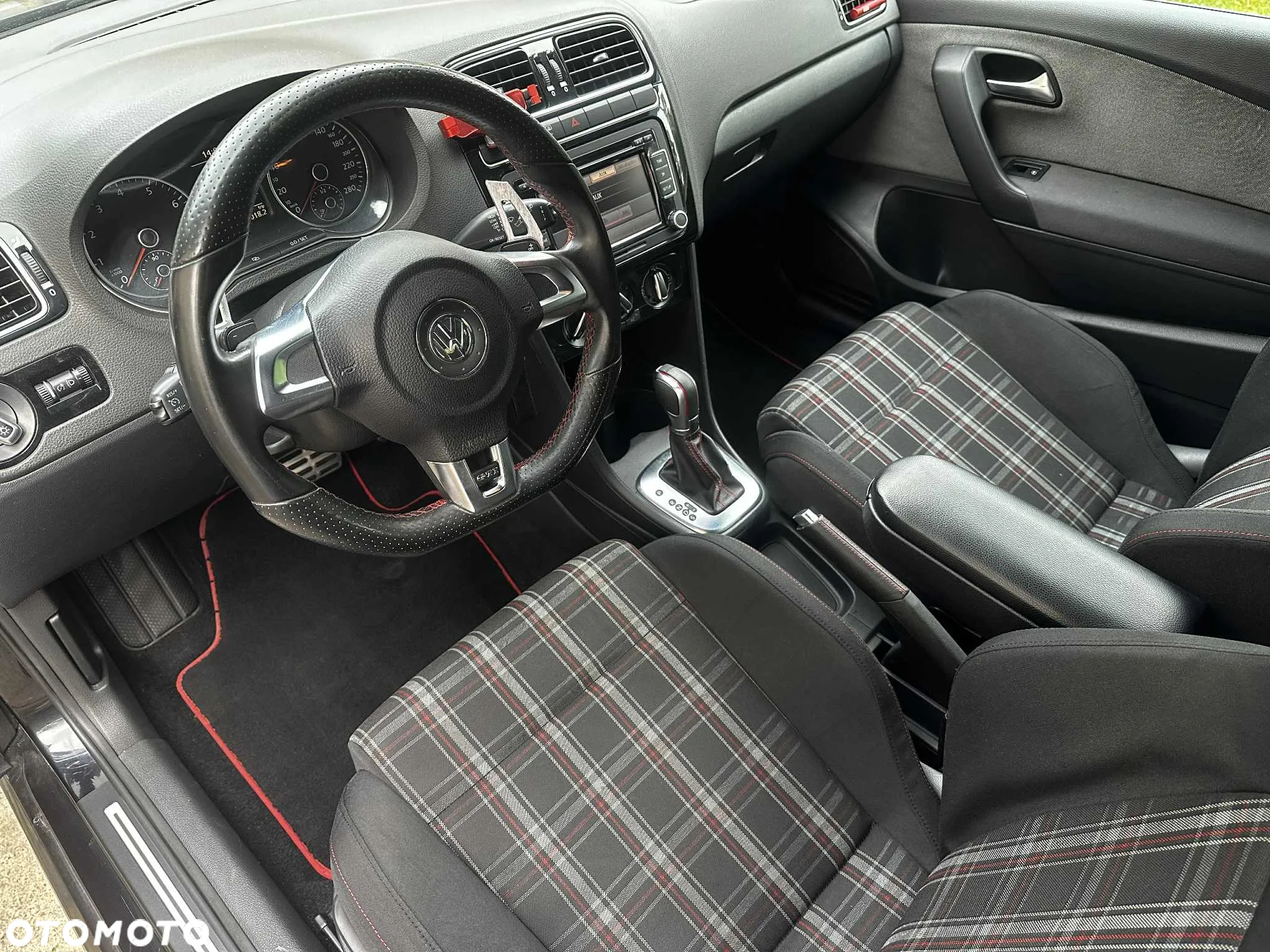 Volkswagen Polo 1.4 TSI GTI DSG - 11