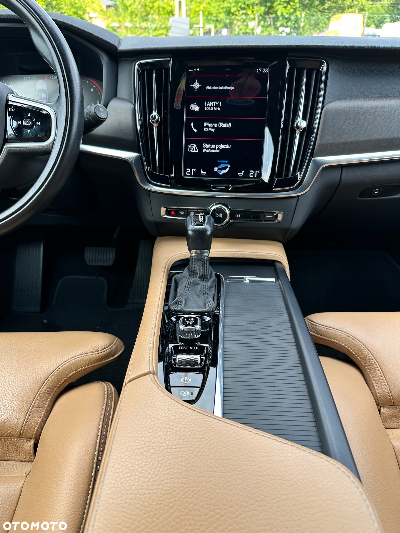 Volvo V90 Cross Country D4 AWD - 28
