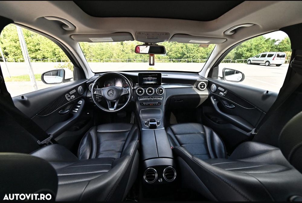 Mercedes-Benz GLC 300 4MATIC - 14