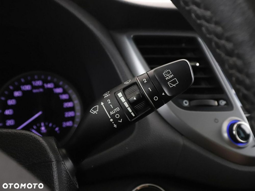 Hyundai Tucson 2.0 CRDI 2WD Style - 31